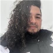 Soy una persona empatica, con don de gentes y apasionado con la enseñanza, doy clases a quien quiera aprender.