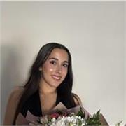 Profesora de apoyo y ayuda para historia del arte o incluso historia de espanya. También puedo ofrecer ayuda en humanidades y ma d
