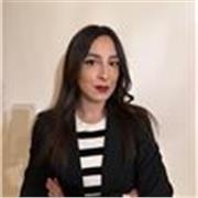 Studentessa laureata in economia e commercio impartisce ripetizioni di matematica, economia e altre materie