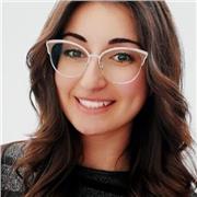 Insegno italiano, storia, matematica, musica, economia aziendale,diritto,pedagogia a ragazzi di scuola primaria, medie e superiore