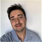 Titulado en Historia, Geografia y Historia del Arte