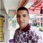 Me defino comoTécnico Electrónico con esperiencia en varias empresas de servicio técnico en computacion y electrodomésticos con gran gusto por enseñar. En lo personal soy muy apasionado por temas de superacion personal y motivación que también suelo compa