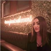 Insegnante di Grammatica e Letteratura Italiana. Disponibile anche per la Storia, Storia dell' Arte, Geografia, Diritto per le Scuole Secondarie Superiori, Matematica e Inglese di base