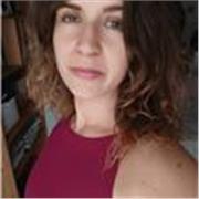 Profesora de psicología, graduada en UNIOVI y master general sanitario por la UNIR