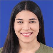Profesora de Derecho, Ciencias sociales y afines online