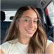 Maestra con ganas de enseñar a niños y niñas de primaria.