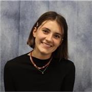 Étudiante en master à Sciences Po - spécialisée en sciences économiques et sociales, histoire géographie et français/anglais