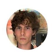 Profesor de inglés enfocado en identidad y comunicación real