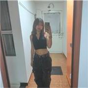 Profesora de Español con capacidad para enseñarle a los niños y apoyarlos