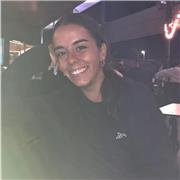 Soy estudiante del doble grado de educación infantil y primaria. Doy clases particulares a modo de refuerzo y apoyo educativo a alumnos de nivel de primaria de cualquier materia