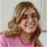 Laureata in traduzione con diploma linguistico (inglese, tedesco e spagnolo), offro aiuto compiti per le materie linguistiche