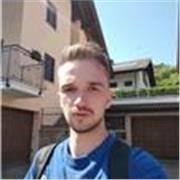 Studente impartisce lezioni di inglese livello B2