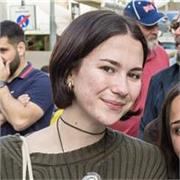 Studentessa di Ingegneria Chimica, diplomata al liceo scientifico, offre ripetizioni di Matematica, Geometria e Informatica