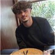 Étudiant en école d’ingénieur donne cours de maths et physique du primaire au lycée