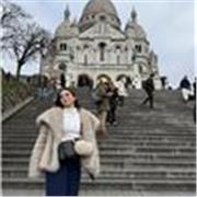 offro lezioni di qualsiasi materia per Bimbi dalle elementari fino alle scuole medie.