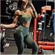Personal Trainer al femminile| Allenamento completo e sostenibile per donne di ogni età