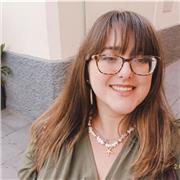 Educadora infantil y futura maestra. 
Ayuda en actividades escolares, y apoyo como canguro/nanny para las familias.