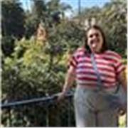 Profesora de Geografía e Historia de Secundaria. Doctoranda con conocimientos en Ciencias Sociales y Humanidades en general
