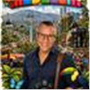 Profesor titulado en ingles y español con una trayectoria de mas de 30 años en la enseñanza