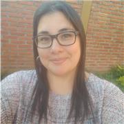Profesora de inglés para niños de primaria. Educación general básica