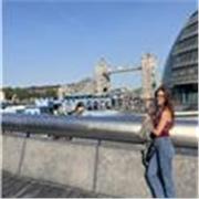 Docente di inglese a ragazzi e adulti offre lezioni personalizzate e ripetizioni