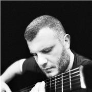 Diplomato col massimo dei voti al Conservatorio S. Cecilia di Roma, carriera da concertista(collaborazione con Morricone), ho suon