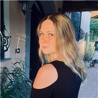 Vocal coach, insegnante di canto professionista. lezioni private online e in presenza