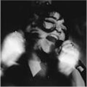 My teaching approach combines solid vocal technique with creativity and encouragement, tailored to each student’s goals.