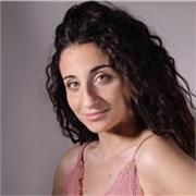 Profesora de teatro, danza y música para dar clases a alumnos de todas las edades