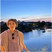 Étudiante et ayant vécu aux Etats Unis je propose des cours d’anglais mais également des cours de mathématiques niveau collège.