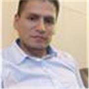 Profesor de informática imparte clases para todas las edades