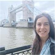 Profesora de ciencias e idiomas adaptable a todas las edades y niveles educativos (incluido el universitario).