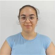 Profesora con la eso, para ayudar a cualquier niño.