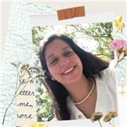 Profesora de Inglés y Matemáticas que imparte clases a personas de todas las edades