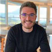 Professeur donne des cours particuliers pour mieux apprécier la philosophie et s’ouvrir aux grands enjeux du monde contemporain