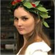 Studentessa magistrale di Storia delle Arti impartisce lezioni private della materia