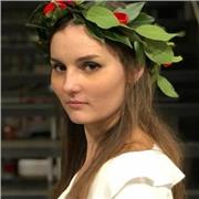 Studentessa magistrale di Storia delle Arti impartisce lezioni private della materia