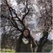 Desde muy peque me han encantado las manualidades y considero que se me da bien. Me encuentro en Barcelona.