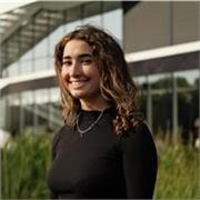 I am a native English speaker with over seven years of experience as a private tutor and professional teacher, TEFL certified.