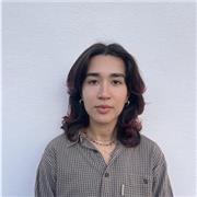 Laureata in informatica con una forte passione per la matematica.