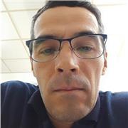 Soy Lic. en Sistemas y Profesor, actuamnete me encuebtro enseñando Programacion, Base xe datos y redes informática