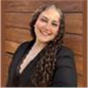 Responsable, atenta y a personas con difícil atención