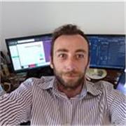 Professeur d'informatique à distance sur le dépannage, la maintenance et le déploiement de systèmes Windows et Linux