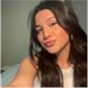 Profesora de inglés para niños y estudiantes. Estudiante del grado de Traducción e Interpretación en la Universidad de Granada.