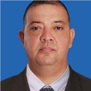 Soy abogado, con inclinaciones a la docencia, en el área constitucion y derechos hu,manos