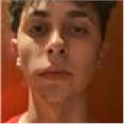Estudiante de grado de deportes, con conocimiento amplio de contenido de primaria, con experiencia con hermanos y conocidos.  