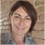 Profesora de Londres con más de 20 años de experiencia enseñando y cubriendo todas las edades y necesidades.
