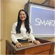 Licenciada en educación preescolar, con experiencia con niños de nivel de Preescolar a sexto grado