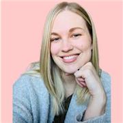 Empathetic student-focused coach improving confidence, motivation and wellbeing