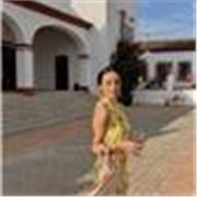 Profesora de apoyo en la asignatura de francés, mejorando la pronunciación del alumno. Tengo 17 años y un título B2